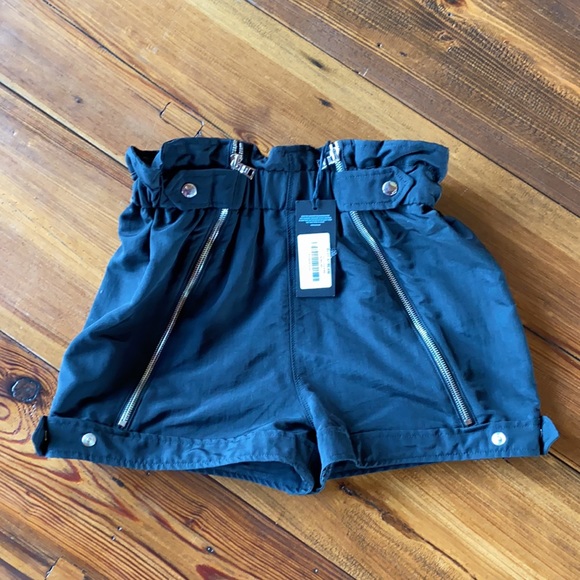 RtA Louie Short in Black - Picture 7 of 13